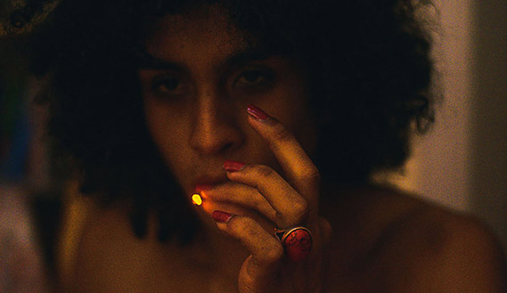 Fotogramma da Bixa Travesty