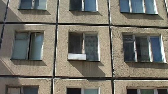 Fotogramma da Domà, case a San Pietroburgo