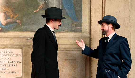 Fotogramma da Einstein parla italiano